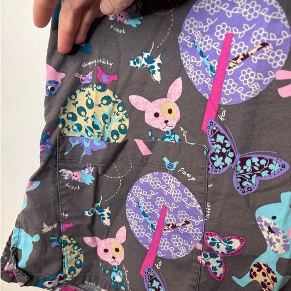Koi by Kathy Peterson Printed Scrub Top Size L F1.2 - Picture 3 of 10